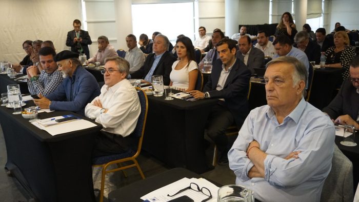 AChM fija consulta ciudadana en todo el país para el 15 de diciembre con foco en demandas sociales AChM fija consulta ciudadana en todo el país para el 15 de diciembre con foco en demandas sociales