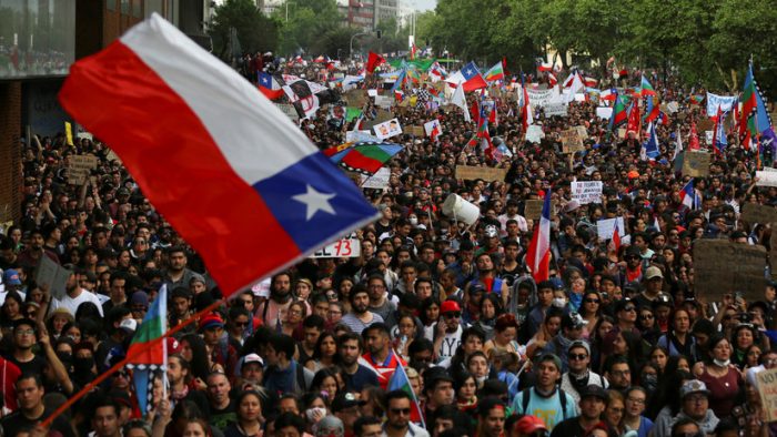 Espacio Público – Ipsos: encuestados creen que una nueva Constitución no apaciguara las movilizaciones Espacio Público - Ipsos: encuestados creen que una nueva Constitución no apaciguara las movilizaciones