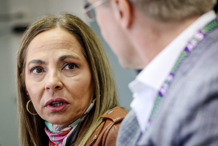 Autoras Chilenas piden la renuncia de la ministra de la Mujer Isabel Plá