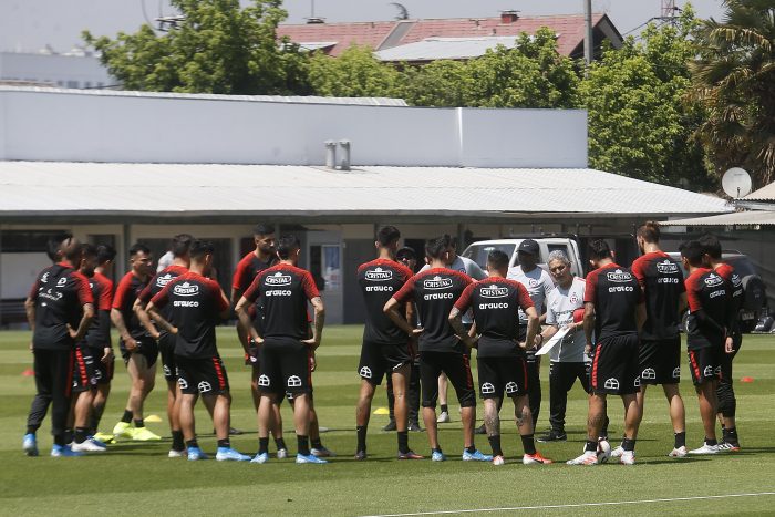 “Hay un partido más importante que es de la igualdad”: La Roja decide no disputar duelo ante Perú debido a la crisis del país