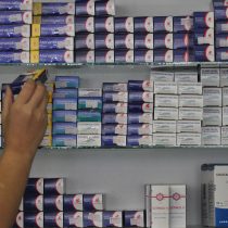 FNE recomienda reforma estructural al mercado de medicamentos para bajar precios 