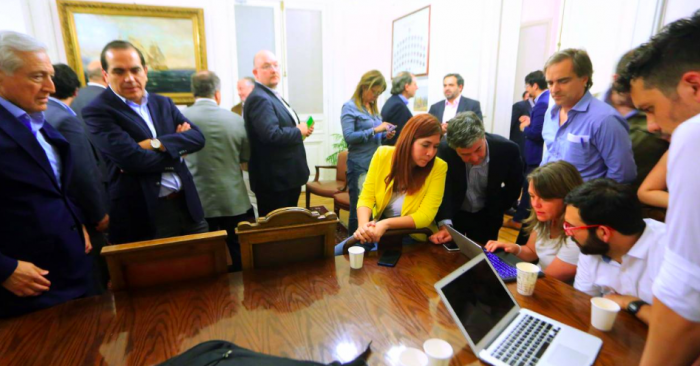 Carencias e interrogantes en el texto de acuerdo para una nueva Constitución Carencias e interrogantes en el texto de acuerdo para una nueva Constitución