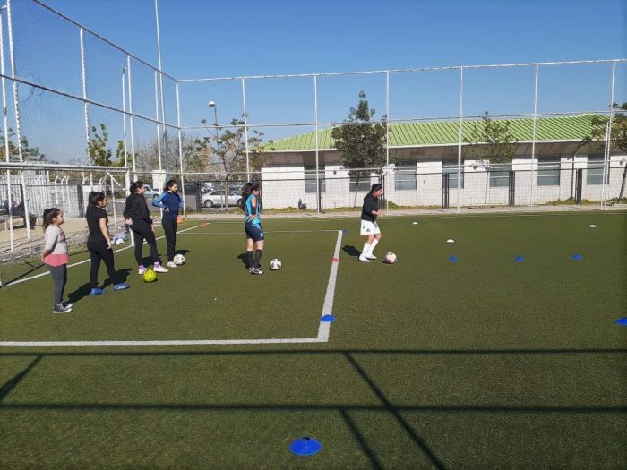 “MotivarTe”: la academia de fútbol femenino que busca derribar las brechas de género “MotivarTe”: la academia de fútbol femenino que busca derribar las brechas de género