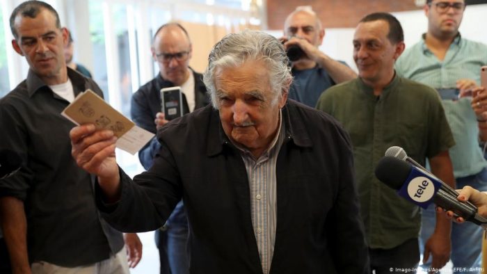 Pepe Mujica será ministro de Agricultura si Martínez gana elecciones Pepe Mujica será ministro de Agricultura si Martínez gana elecciones