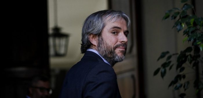 Blumel asegura que el Gobierno busca introducir “cambios profundos que pueden incluso derivar en una nueva Constitución” Blumel asegura que el Gobierno busca introducir