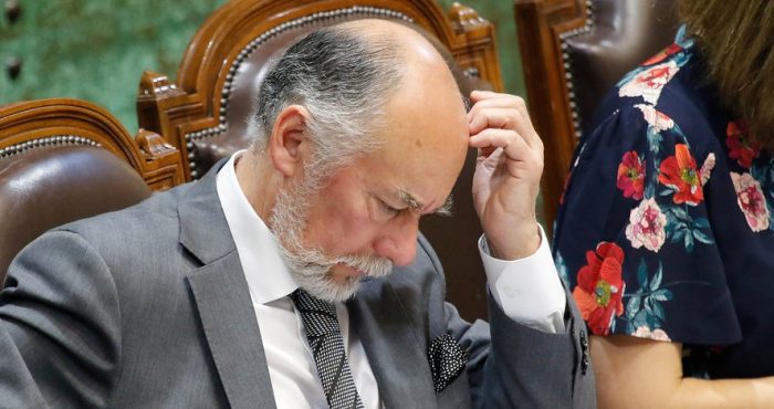 Presidente de la Cámara deja en evidencia dudas DC sobre acusación constitucional contra Piñera Presidente de la Cámara deja en evidencia dudas DC sobre acusación constitucional contra Piñera