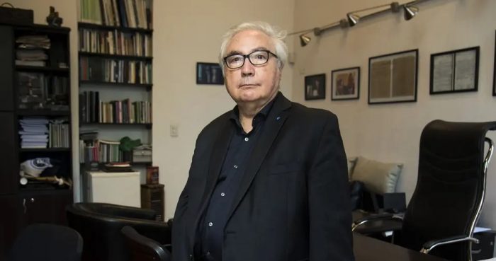 “Hay una falta de confianza en la democracia liberal tal y como esta existe”: el análisis del sociólogo Manuel Castells sobre la crisis política en Chile “Hay una falta de confianza en la democracia liberal tal y como esta existe”: el análisis del sociólogo Manuel Castells sobre la crisis política en Chile