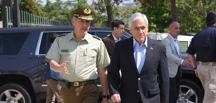 Nuevo proyecto de Piñera divide a partidos y coaliciones por atribuciones a FFAA para operar en sitios estratégicos sin Estado de Excepción Nuevo proyecto de Piñera divide a partidos y coaliciones por atribuciones a FFAA para operar en sitios estratégicos sin Estado de Excepción