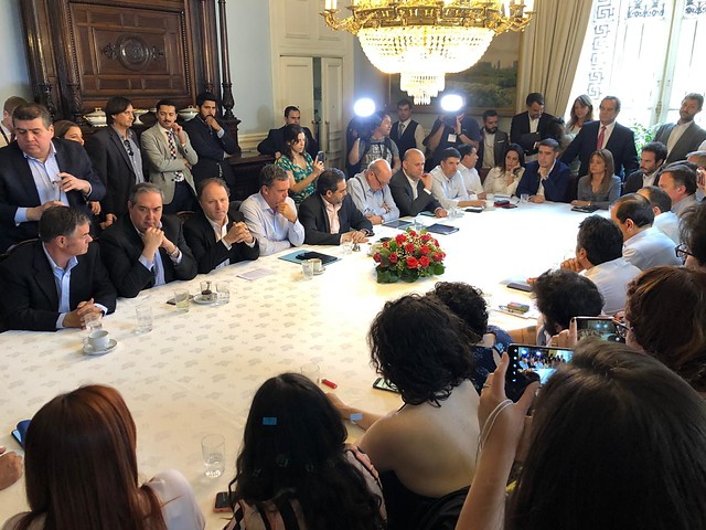 Negociaciones en el Congreso en punto muerto: no habría acuerdo para plebiscito de entrada ni fórmula de Convención Constituyente Negociaciones en el Congreso en punto muerto: no habría acuerdo para plebiscito de entrada ni fórmula de Convención Constituyente