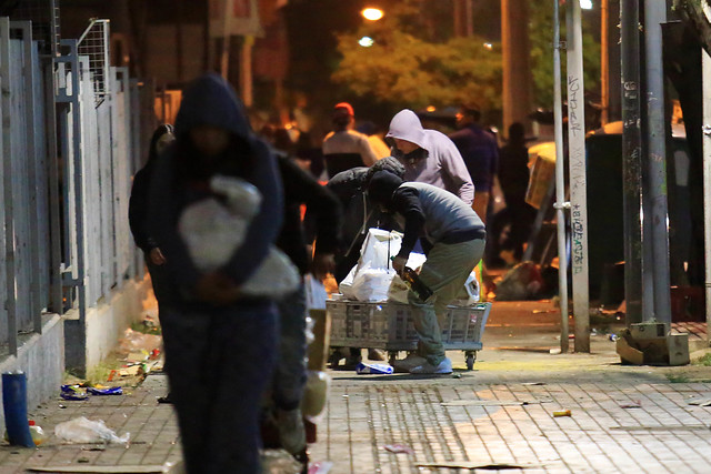 Carabineros detuvo a 187 saqueadores: Quilicura fue el epicentro de los desmanes nocturnos Carabineros detuvo a 187 saqueadores: Quilicura fue el epicentro de los desmanes nocturnos