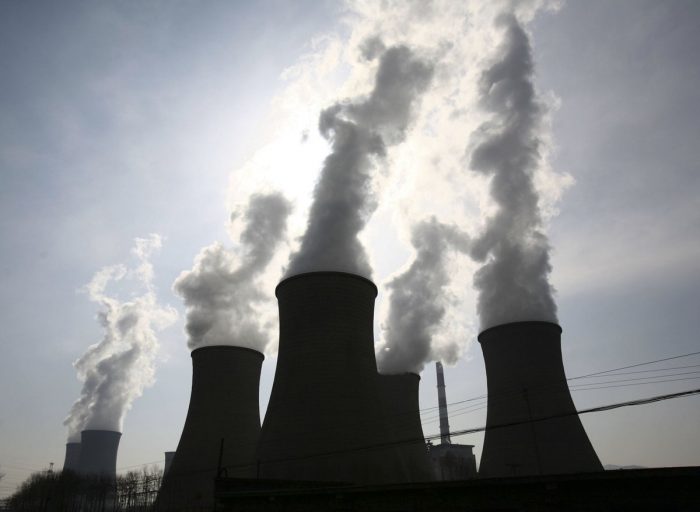 Movimientos ambientalistas apuntan a las termoeléctricas como los responsables de las zonas de sacrificio en Chile Movimientos ambientalistas apuntan a las termoeléctricas como los responsables de las zonas de sacrificio en Chile