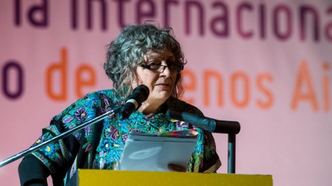 Rita Segato, la feminista cuyas tesis inspiraron ‘Un violador en tu camino’: “La violación no es un acto sexual, es un acto de poder, de dominación, es un acto político” Rita Segato, la feminista cuyas tesis inspiraron ‘Un violador en tu camino’: “La violación no es un acto sexual, es un acto de poder, de dominación, es un acto político”