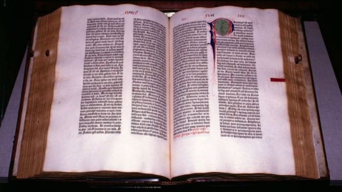 Biblia de Gutenberg: 4 datos sorprendentes sobre el libro que marcó un antes y un después en la historia Biblia de Gutenberg: 4 datos sorprendentes sobre el libro que marcó un antes y un después en la historia
