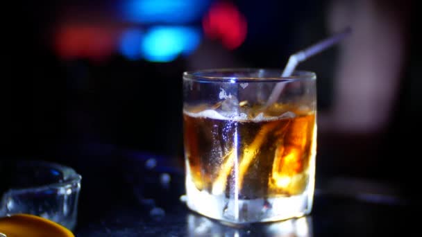 Concejo municipal de Vitacura no renueva patente de alcoholes a dos clubes nocturnos Concejo municipal de Vitacura no renueva patente de alcoholes a dos clubes nocturnos