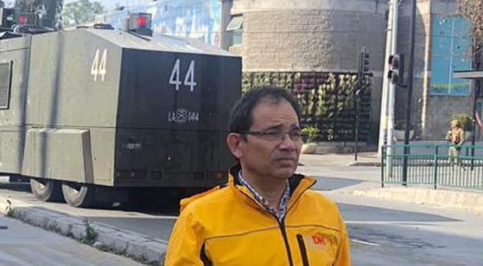 Víctimas en riesgo vital por acción de Carabineros motivan enérgica condena del director del INDH: “Acá se toman medidas y no se cumplen. Esto tiene que terminar” Víctimas en riesgo vital por acción de Carabineros motivan enérgica condena del director del INDH: