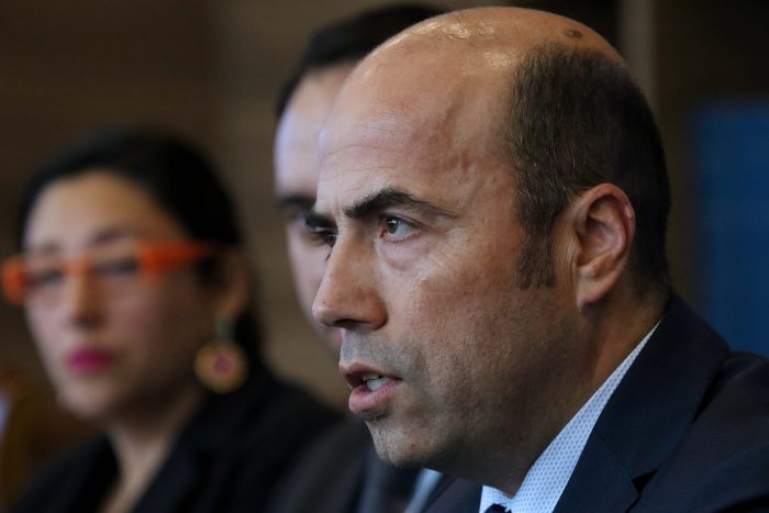 Bermúdez pide modificar Ley de Reajuste para evitar que subcontralora lo reemplace en su ausencia Bermúdez pide modificar Ley de Reajuste para evitar que subcontralora lo reemplace en su ausencia