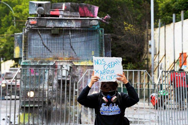 INDH informa que existen 352 personas con lesiones oculares y más de 3.400 heridos durante manifestaciones INDH informa que existen 352 personas con lesiones oculares y más de 3.400 heridos durante manifestaciones