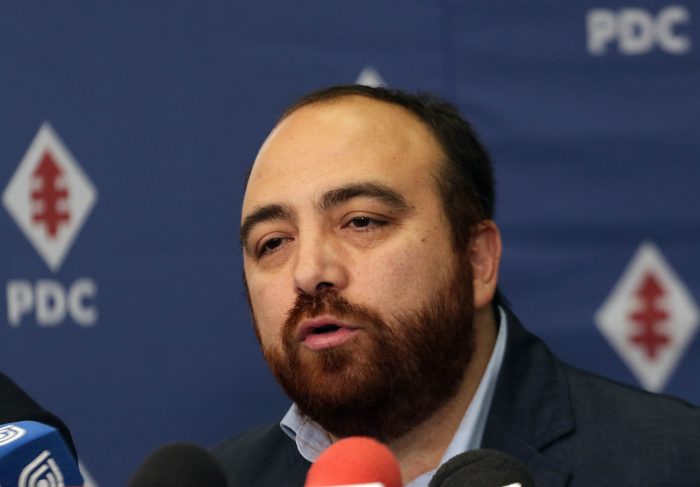 Chahin asegura que senadores DC votarán a “conciencia” la acusación constitucional contra Chadwick Chahin asegura que senadores DC votarán a