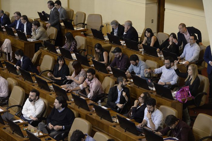 Diputados del FA explican apoyo a ley antisaqueos y piden perdón porque “la bancada no dimensionó los efectos de la votación” Diputados del FA explican apoyo a ley antisaqueos y piden perdón porque