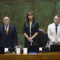Diputados rechazan censura a la Mesa de la Cámara presidida por Iván Flores