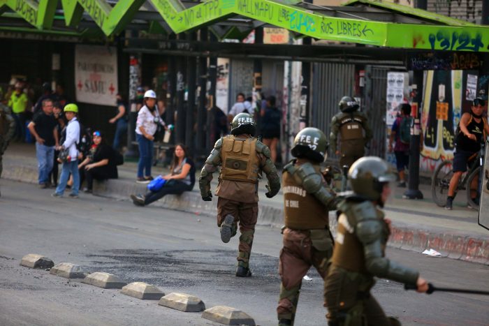 “Lo quisieron asesinar”: Mario Rozas denunció ataque contra funcionario de Carabineros cerca de Plaza Italia