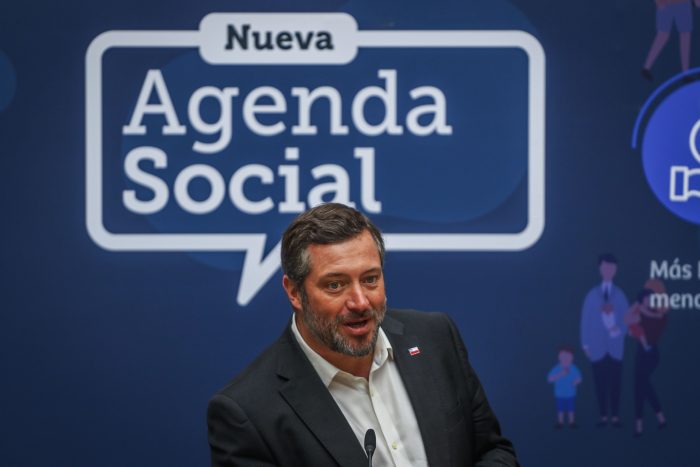 Ministro Sichel celebra: 10 mil personas han participado en los Diálogos Ciudadanos Ministro Sichel celebra: 10 mil personas han participado en los Diálogos Ciudadanos