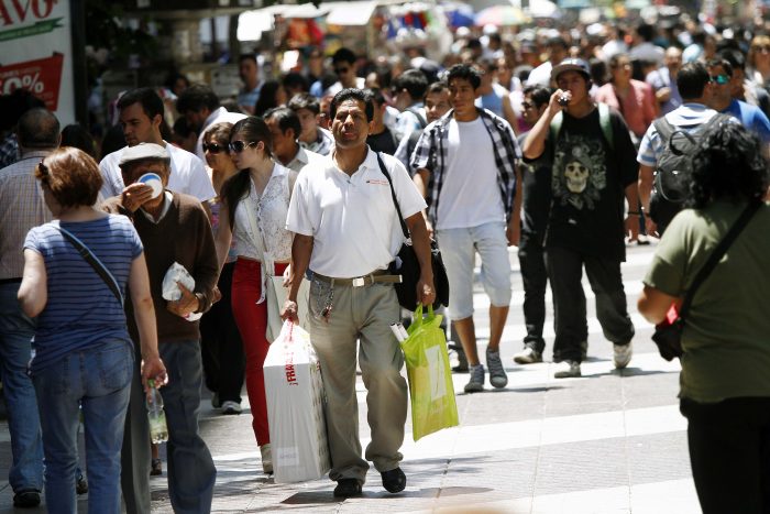Las “necesidades de la empresa” no se han detenido: se registran más de 140 mil despidos por el estallido social Las