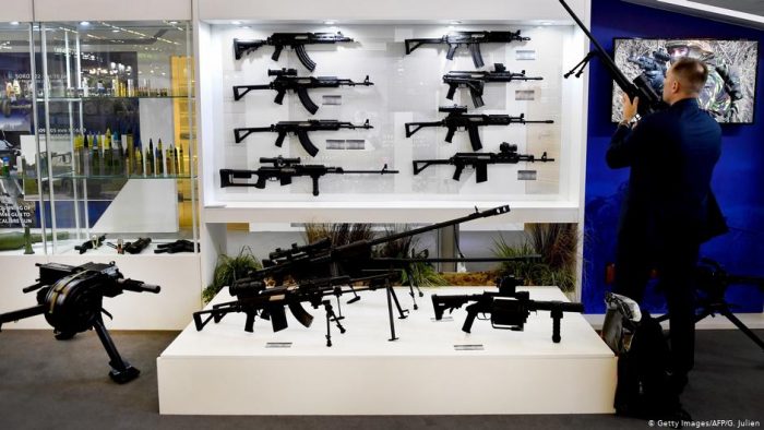 Venta mundial de armas dejó 420.000 millones de dólares en ganancias Venta mundial de armas dejó 420.000 millones de dólares en ganancias