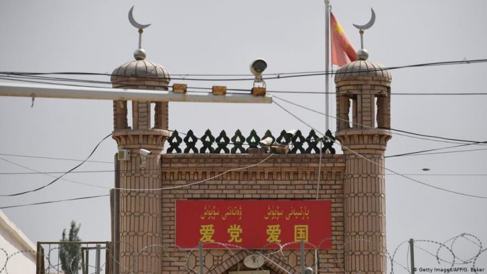 China rechaza críticas de Özil por “maltratos” de minoría uigur en Xinjiang China rechaza críticas de Özil por