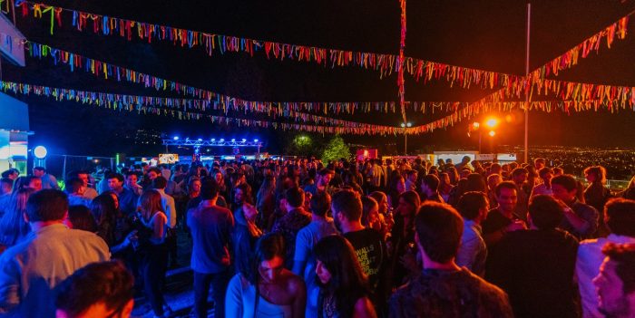 Tardes & Noches para dar la bienvenida al Verano Tardes & Noches para dar la bienvenida al Verano
