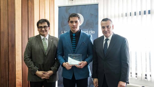 Universidad de Magallanes lamenta la desaparición de alumno que viajaba en el avión de la FACh siniestrado Universidad de Magallanes lamenta la desaparición de alumno que viajaba en el avión de la FACh siniestrado