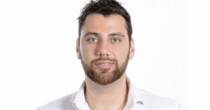 Por saqueos en la comuna: Juzgado de La Calera confirma que concejal Karim Chahuán seguirá en prisión preventiva Por saqueos en la comuna: Juzgado de La Calera confirma que concejal Karim Chahuán seguirá en prisión preventiva
