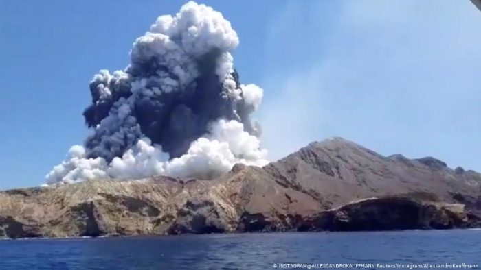 Sube a 16 el número de muertos por erupción de volcán en Nueva Zelanda Sube a 16 el número de muertos por erupción de volcán en Nueva Zelanda