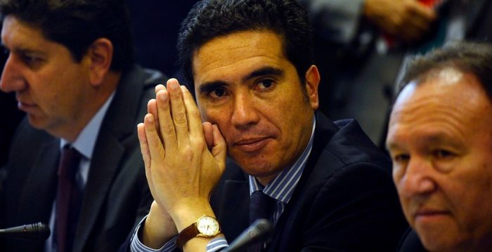 Briones llama a “desdramatizar el debate constitucional” ante incertidumbre del mercado: “Países que admiramos tienen cambios cada 40 o 50 años” Briones llama a