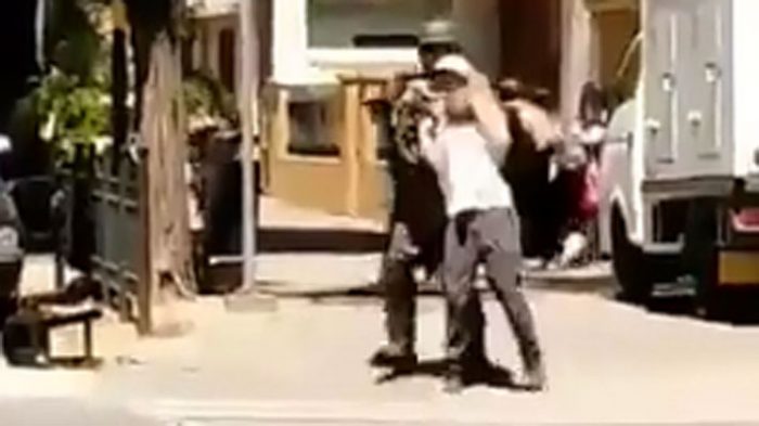Carabinero que usó a manifestante como escudo humano en Rancagua queda con arraigo nacional Carabinero que usó a manifestante como escudo humano en Rancagua queda con arraigo nacional