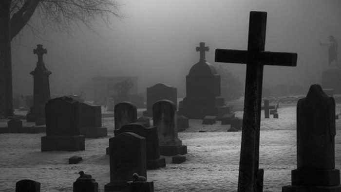 Macabro negocio: exhumaciones ilegales y reventa de sepulturas en cementerio a cargo de Arzobispado de San Felipe Macabro negocio: exhumaciones ilegales y reventa de sepulturas en cementerio a cargo de Arzobispado de San Felipe