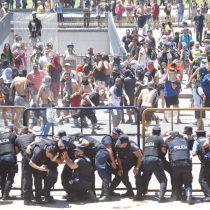 Mendocinos inundan las calles en defensa del agua y exigen revocación de ley que favorece a mineras