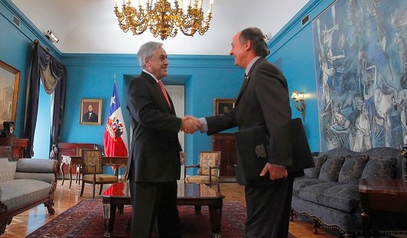 Larroulet “cocina” almuerzo para Piñera con seis analistas de la elite para revisar la crisis social Larroulet