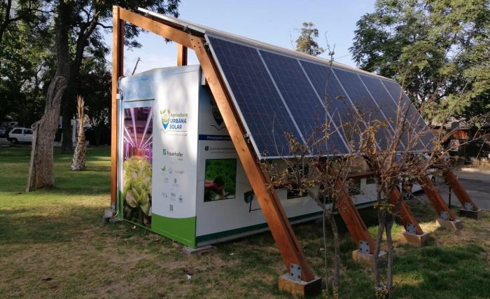 “Agricultura Urbana Solar”: proyecto para el cultivo sustentable de hortalizas en barrios de la Región Metropolitana “Agricultura Urbana Solar”: proyecto para el cultivo sustentable de hortalizas en barrios de la Región Metropolitana