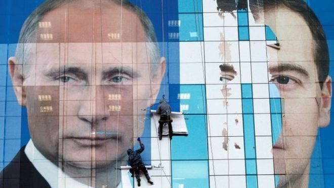 ¿Qué busca Vladimir Putin con su reforma política y la salida de Medvedev del gobierno de Rusia? ¿Qué busca Vladimir Putin con su reforma política y la salida de Medvedev del gobierno de Rusia?