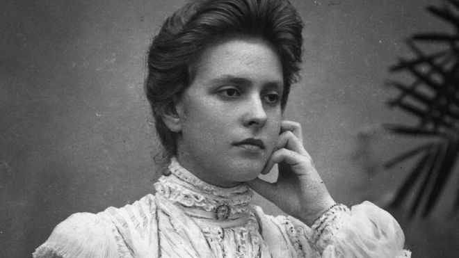 The Crown: quién fue la princesa Alicia de Battenberg, la suegra de la reina Isabel de Inglaterra que tuvo una azarosa y complicada vida The Crown: quién fue la princesa Alicia de Battenberg, la suegra de la reina Isabel de Inglaterra que tuvo una azarosa y complicada vida