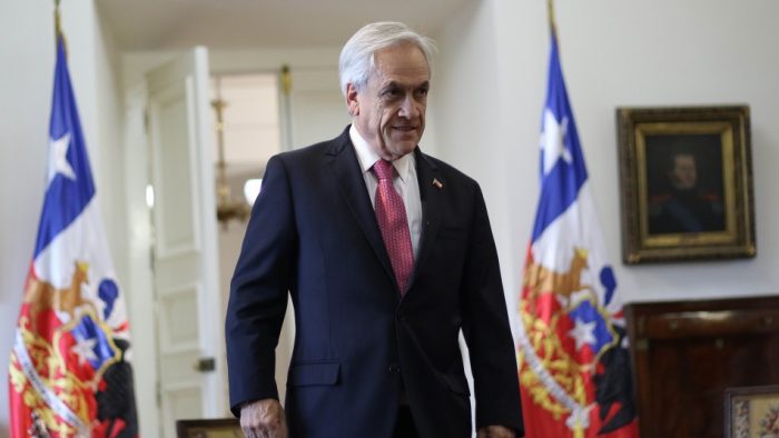 Miedo a la irrelevancia convierte a Piñera en el “gran problema” comunicacional del Gobierno Miedo a la irrelevancia convierte a Piñera en el