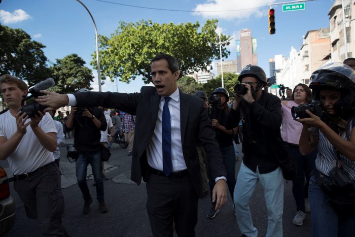 La oposición vuelve a investir a Guaidó como presidente interino de Venezuela La oposición vuelve a investir a Guaidó como presidente interino de Venezuela