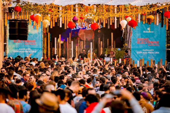 Piknic Électronik transformará nuevamente en una pista de baile el Parque Padre Hurtado Piknic Électronik transformará nuevamente en una pista de baile el Parque Padre Hurtado