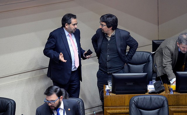 Tras intento del Gobierno de “regularlo”: Senadores de oposición ingresan proyecto que busca “garantizar derecho a reunión” Tras intento del Gobierno de