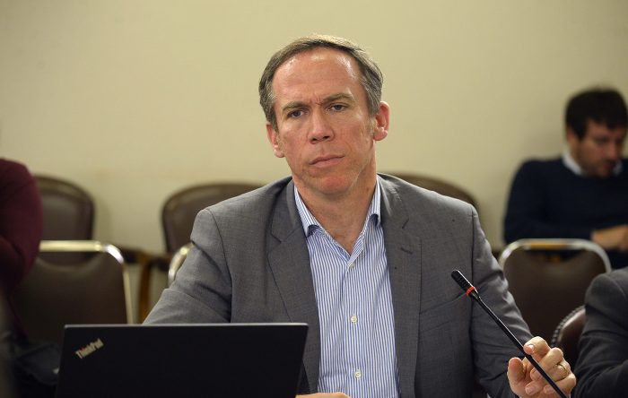 El doble rol del diputado Alessandri: revelan que integrante de la comisión de Seguridad de la Cámara tiene negocio de guardias privados El doble rol del diputado Alessandri: revelan que integrante de la comisión de Seguridad de la Cámara tiene negocio de guardias privados