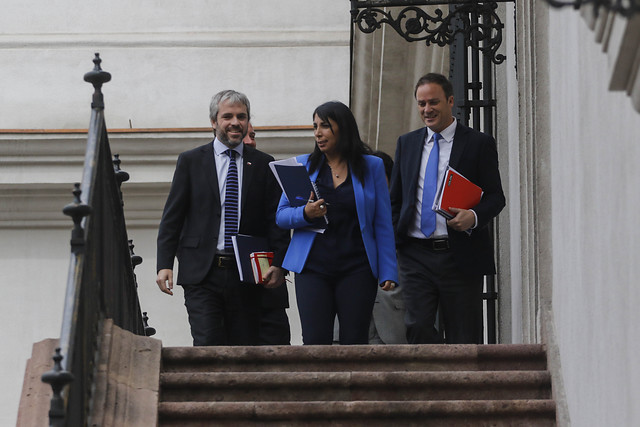 Blumel responde a las quejas de Chile Vamos contra el comité político: «Quien resuelve es el Presidente» Blumel responde a las quejas de Chile Vamos contra el comité político: