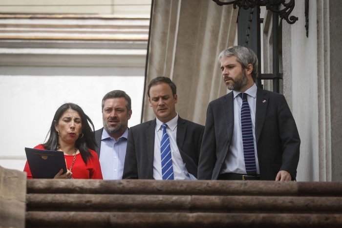 Cuando el río suena: Chile Vamos sale a poner paños fríos ante rumores de cambios en el comité político Cuando el río suena: Chile Vamos sale a poner paños fríos ante rumores de cambios en el comité político