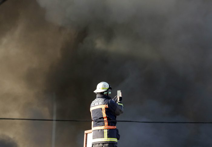 Bomberos en picada contra Gobierno y ministro Briones por rechazar aumento del presupuesto para la institución Bomberos en picada contra Gobierno y ministro Briones por rechazar aumento del presupuesto para la institución