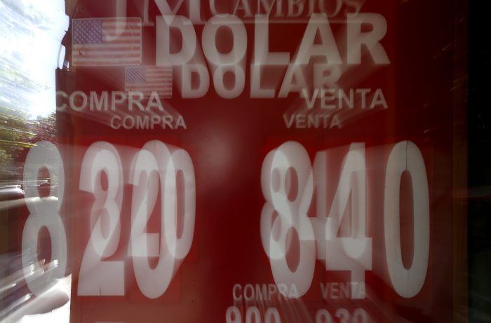 Sin grandes movimientos: dólar comienza su jornada atento a lo que ocurre entre China y Estados Unidos Sin grandes movimientos: dólar comienza su jornada atento a lo que ocurre entre China y Estados Unidos